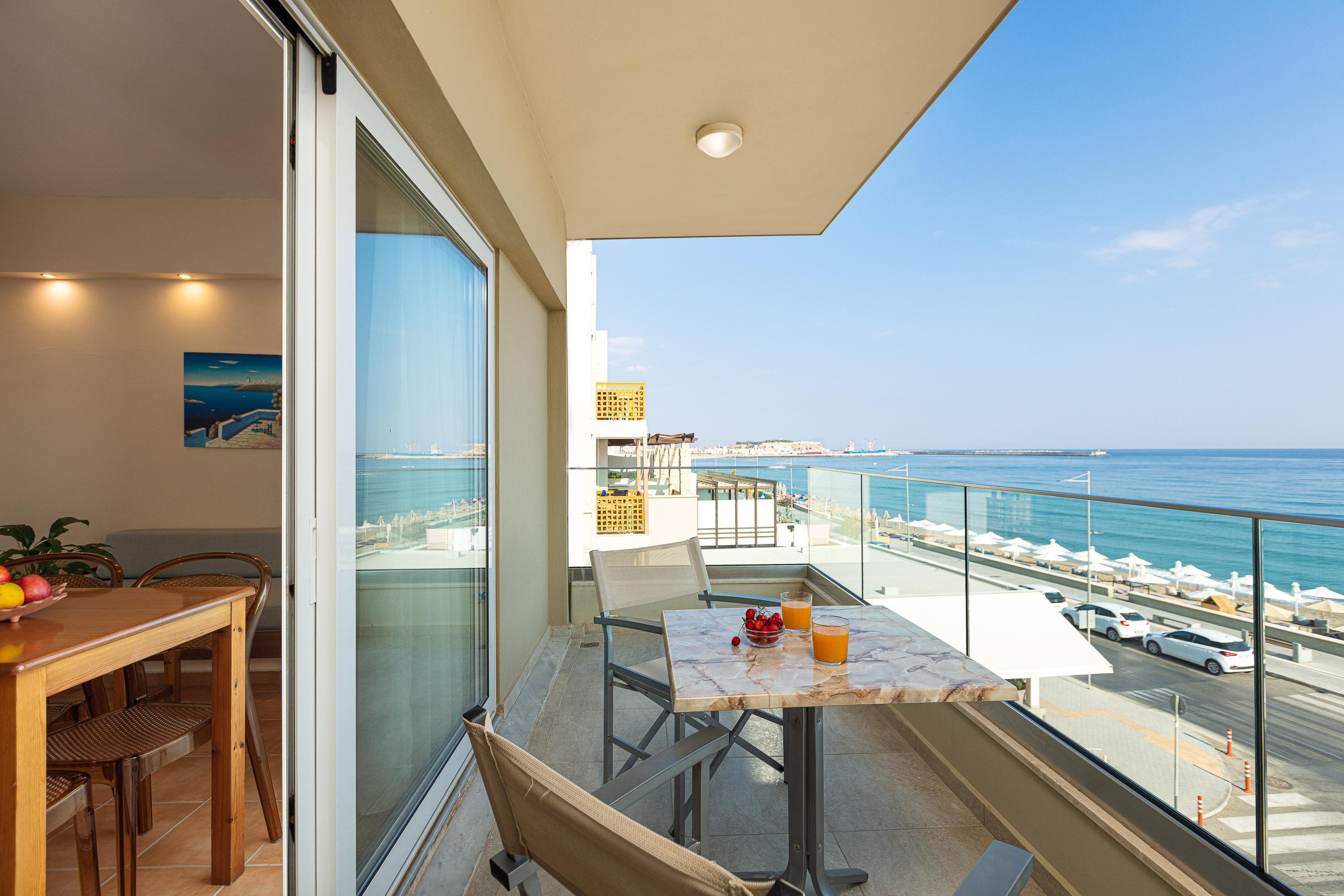 โรงแรมบาติส Rethymno  ภายนอก รูปภาพ