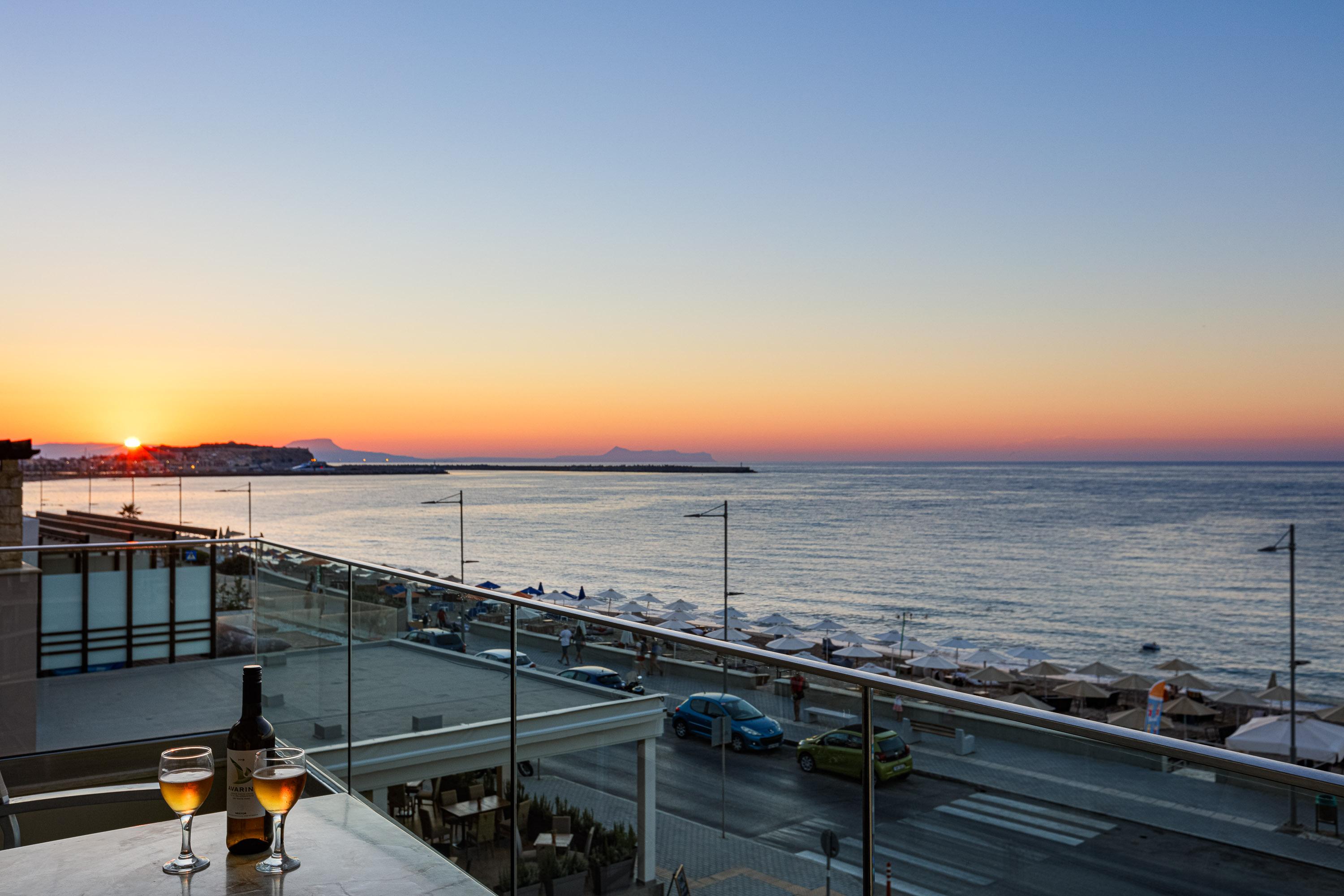 โรงแรมบาติส Rethymno  ภายนอก รูปภาพ