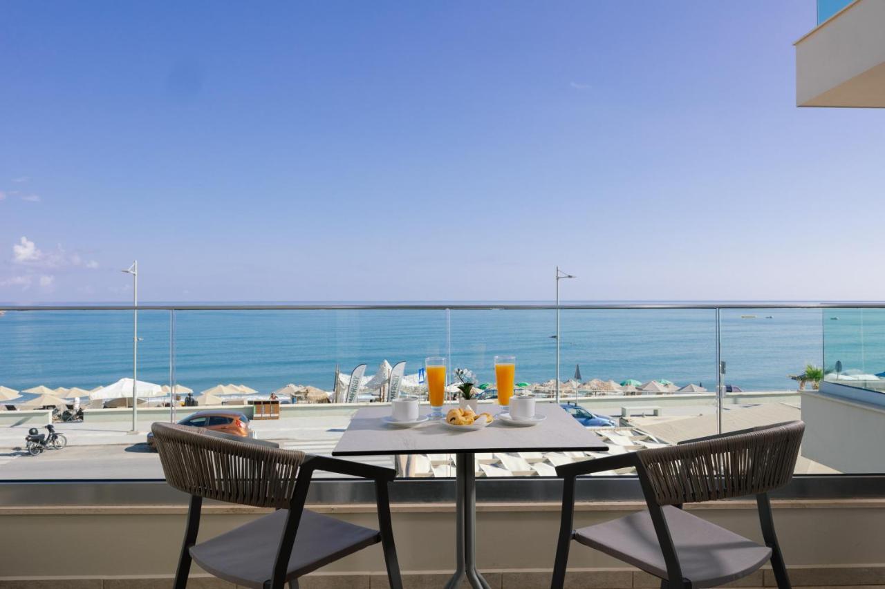โรงแรมบาติส Rethymno  ภายนอก รูปภาพ
