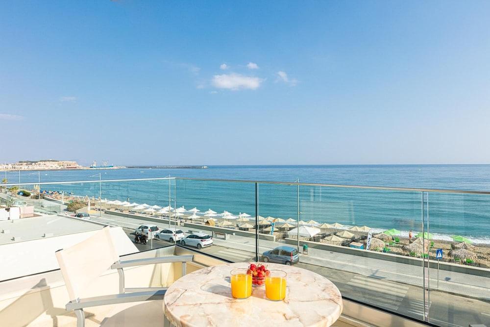 โรงแรมบาติส Rethymno  ภายนอก รูปภาพ