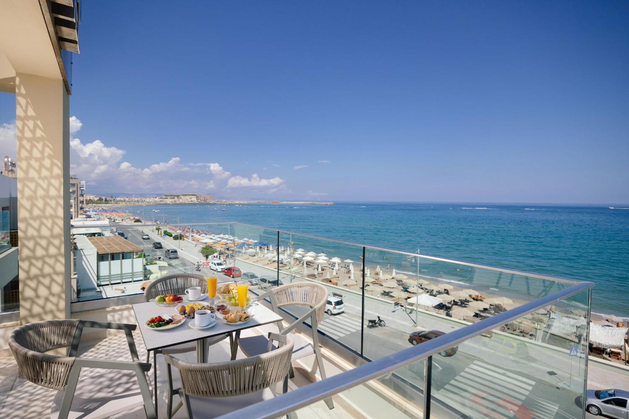 โรงแรมบาติส Rethymno  ภายนอก รูปภาพ