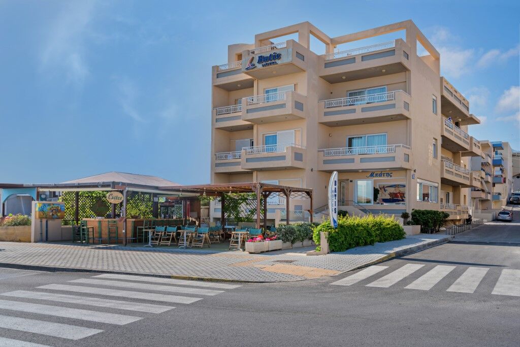 โรงแรมบาติส Rethymno  ภายนอก รูปภาพ